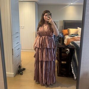 Chic Layered Maxi Dress in Mauve